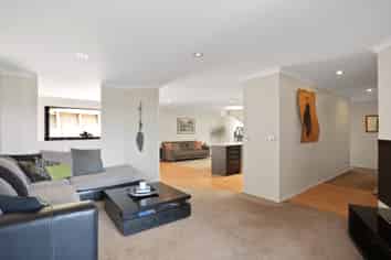 7 Oratia Drive, Glen Eden