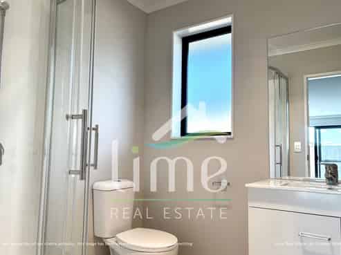 36B Wilkin Road, Woodend