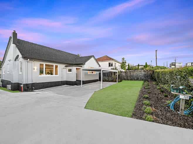 4029 Great North Road, Glen Eden