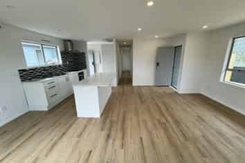 58C Cedar Heights Avenue, Massey