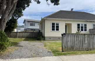 64 Oxford Terrace, Epuni