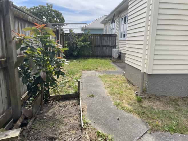 64 Oxford Terrace, Epuni