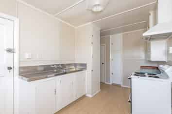 33 Rangiora Avenue, Roslyn