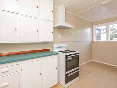 33 Rangiora Avenue, Roslyn