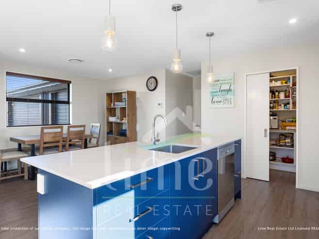 41 Tiritiri Moana Drive, Pegasus