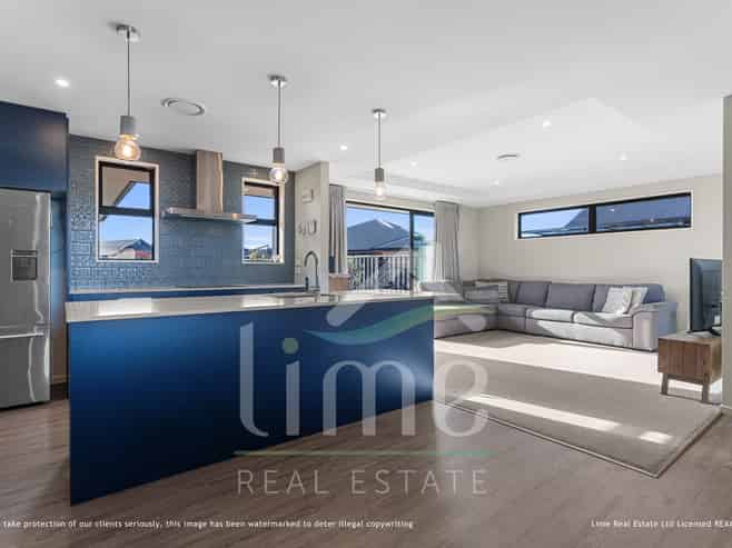 41 Tiritiri Moana Drive, Pegasus