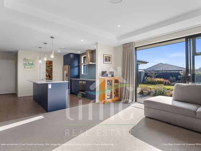 41 Tiritiri Moana Drive, Pegasus