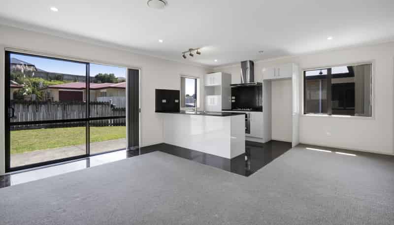 14A Frederick Place, Whalers Gate