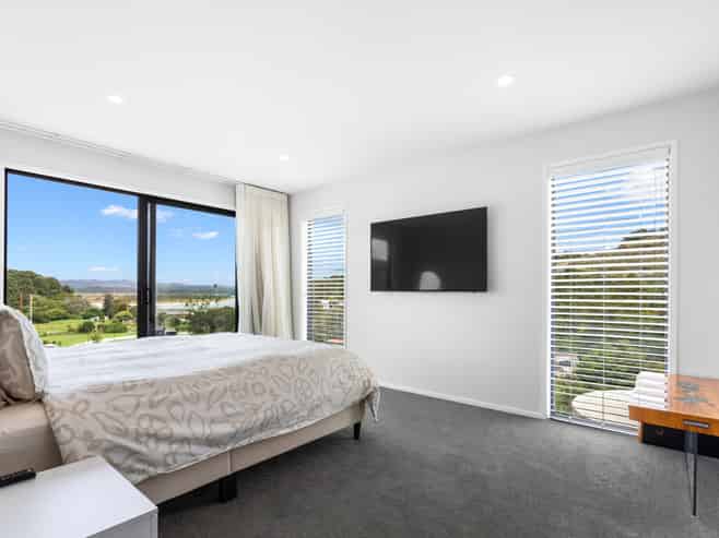 11 Rihi Paea Rise, Ngunguru