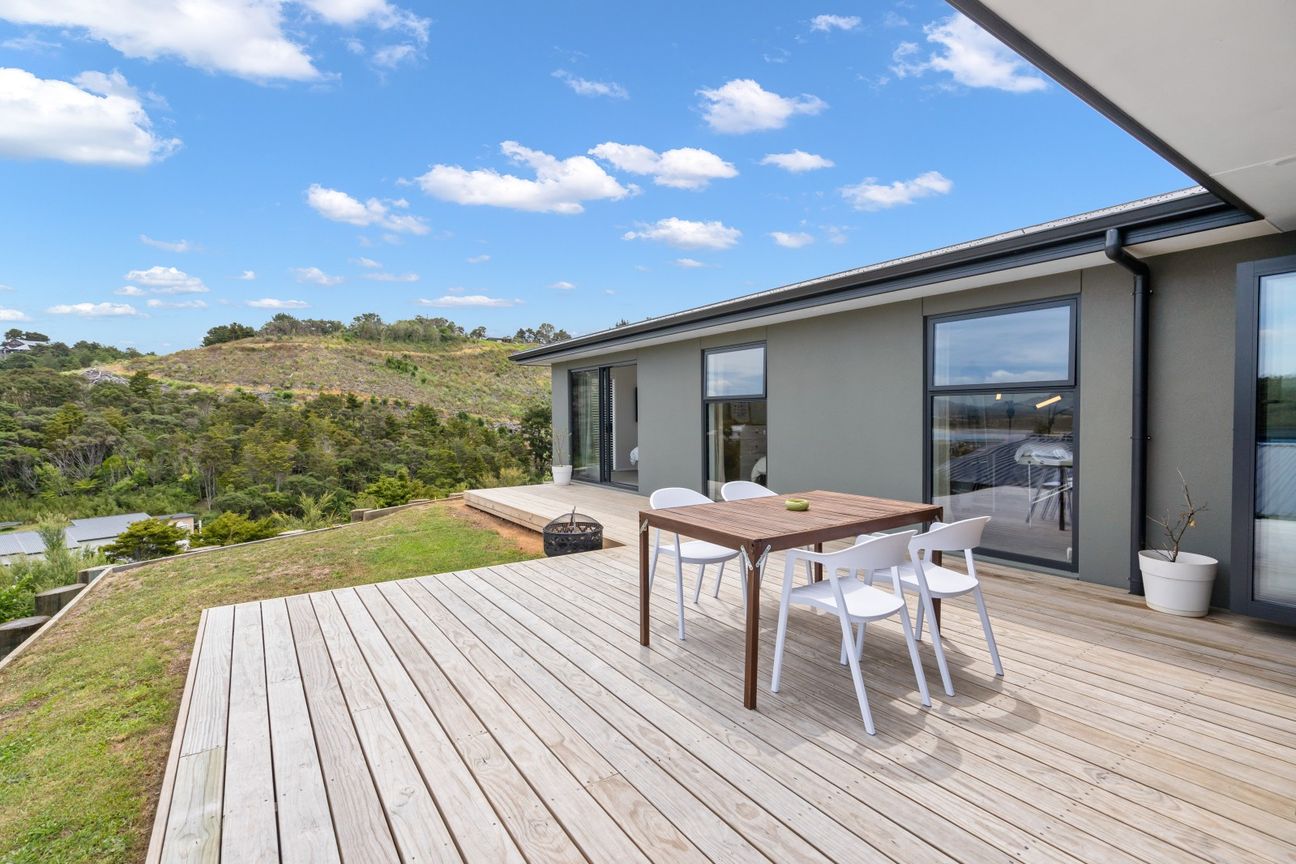 Coastal opportunity - owners now Australia based - Więcej