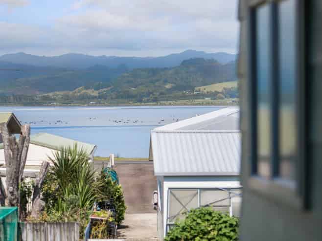 12 Tatai Road, Waihi Beach