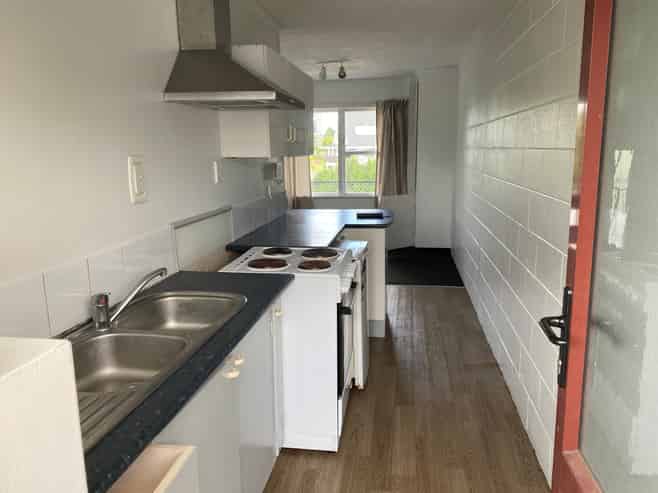 2/651 Grey Street, Hamilton East