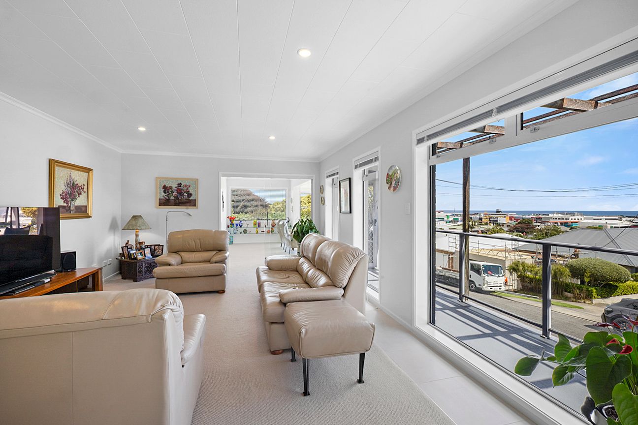RARE EARTH - CENTRAL LOCATION - Vista 4