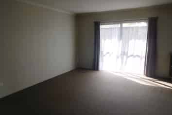 6C Jones Crescent, Melville