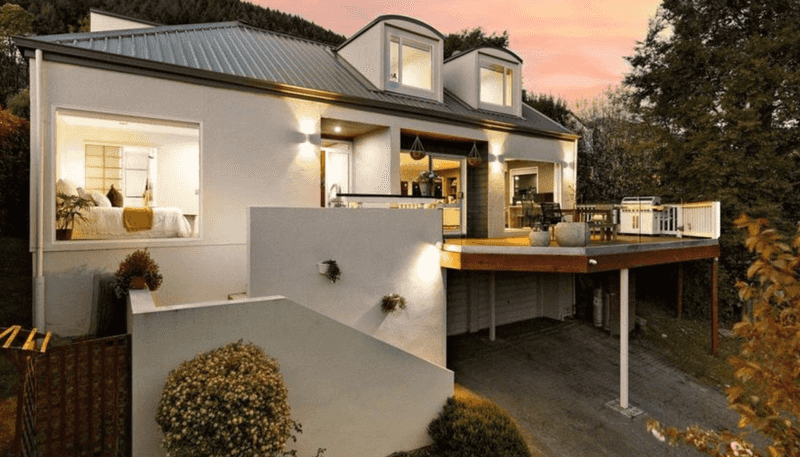 1 Arawata Terrace, Fernhill/Sunshine Bay