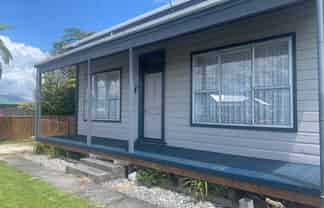 94 Queen Street, Westport