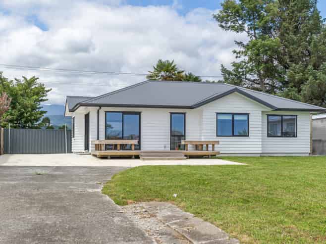 39 Strathmore Avenue, Levin