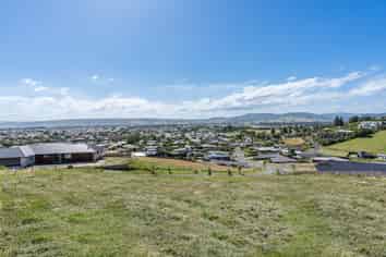 57 Irwin Logan Drive, Mosgiel