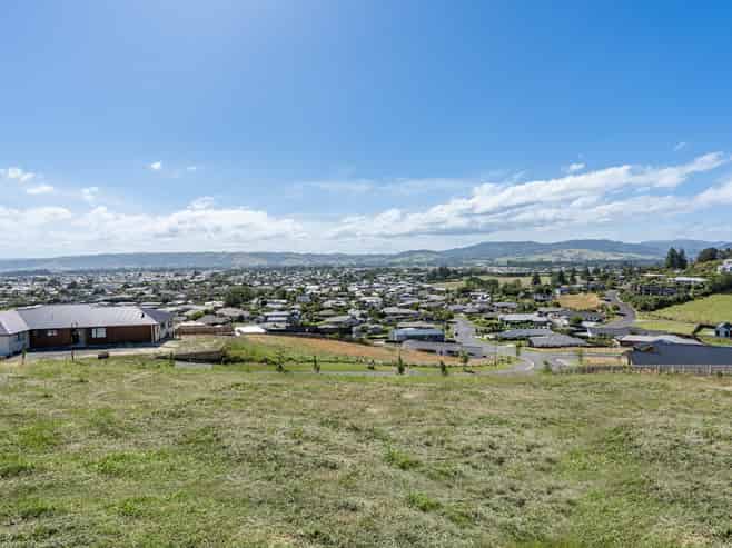 57 Irwin Logan Drive, Mosgiel