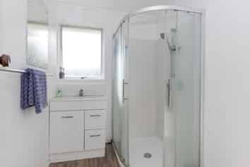 118 Whatawhata Road, Dinsdale