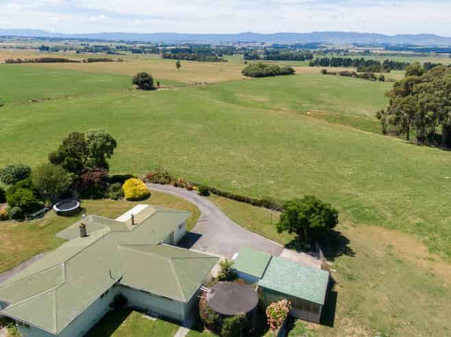 108 McKays Line, Cheltenham