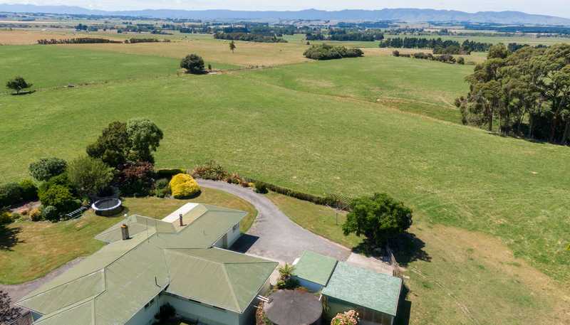 108 McKays Line, Cheltenham