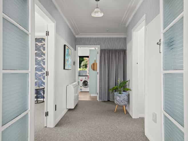 2 Taylor Place, ALEXANDRA