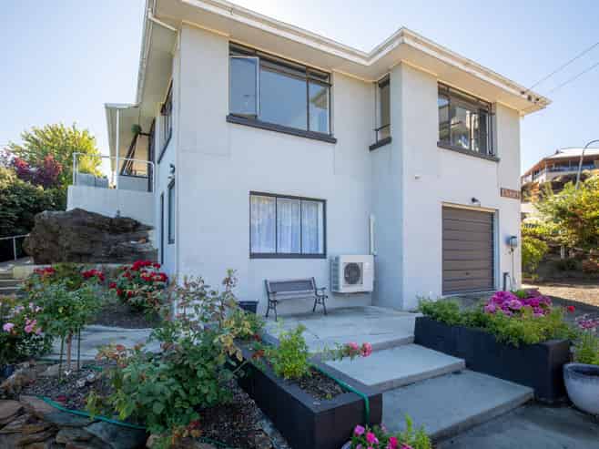 2 Taylor Place, ALEXANDRA