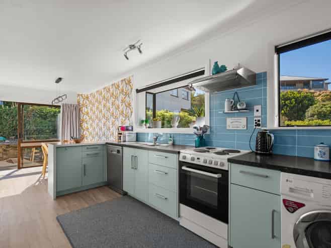 2 Taylor Place, ALEXANDRA