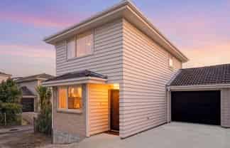 11 Manatu Lane, Kelston