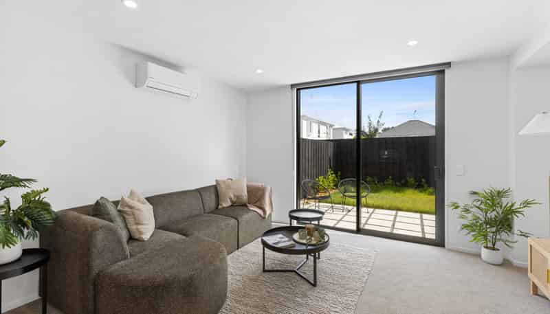 4/90 Holly Road, Saint Albans