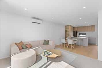 2/88 Holly Road, Saint Albans