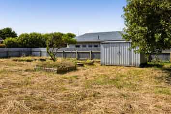 208 Egmont Street, Patea