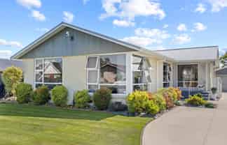 15 Waratah Street, Avondale