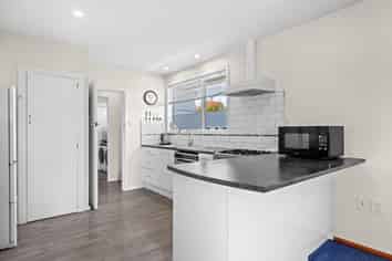 15 Waratah Street, Avondale