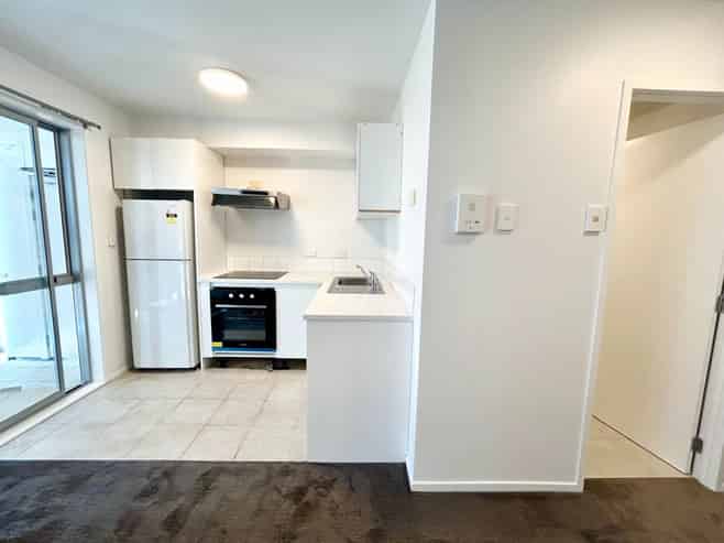 207/10 Flower Street, Eden Terrace