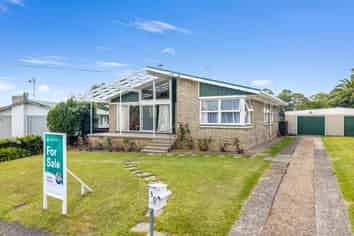 30 Garden Heights Ave, Glenview