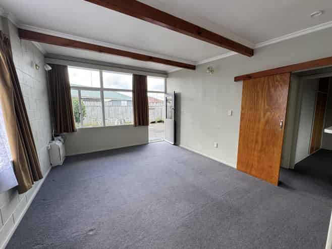 61D Warwick Street, Mayfield