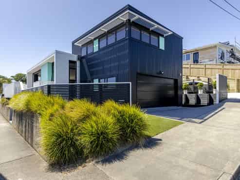 9 Mt Edgecumbe Street, New Plymouth