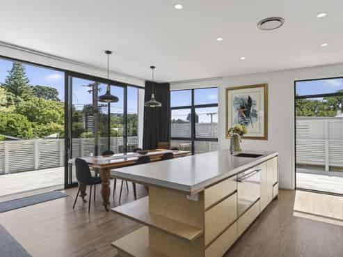 9 Mt Edgecumbe Street, New Plymouth