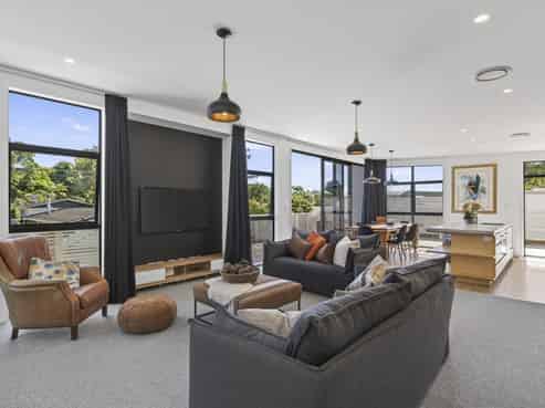 9 Mt Edgecumbe Street, New Plymouth