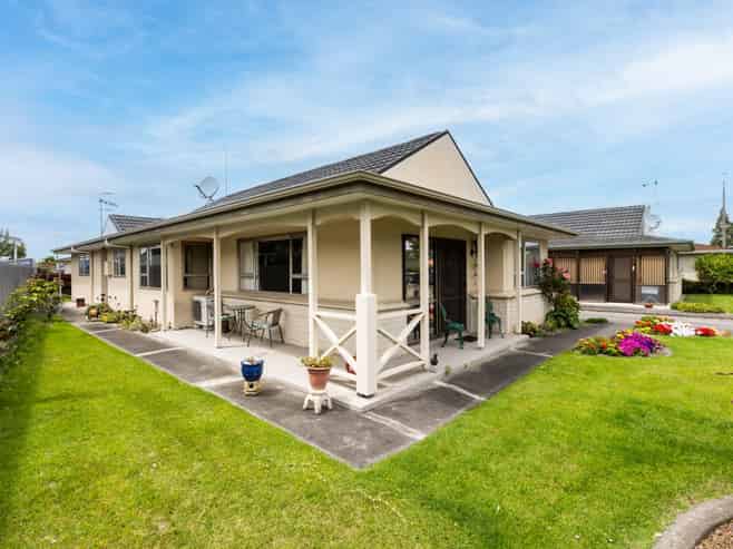 1/3 Church Road, Taradale