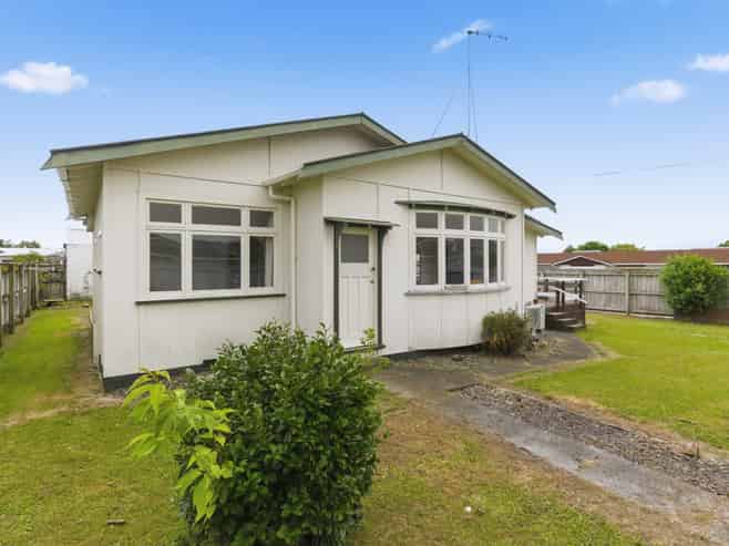 131 Winchester Street, Levin