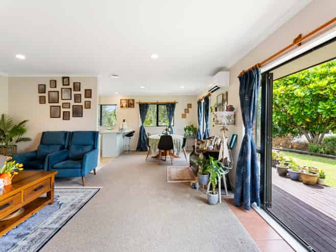 52 Wattle Farm Road, Wattle Downs