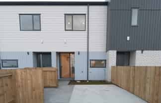 39 Clay Works Lane, New Lynn