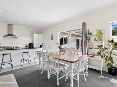 25 Michel Colombon Close, Maunu