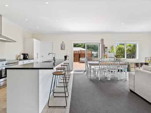 25 Michel Colombon Close, Maunu