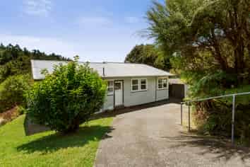 11 August Street, Stokes Valley