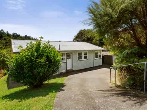 11 August Street, Stokes Valley