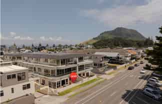 1A/45 Marine Parade, Mount Maunganui